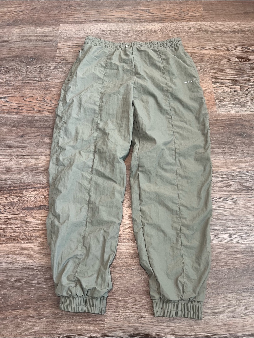 Wilo The Label Nylon Parachute Jogger Pants Olive Green Size Medium Sporty - Picture 2 of 10